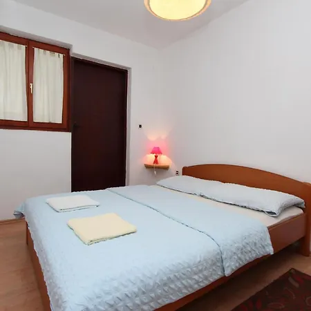 Nette In Mit Offenem Kamin By Interhome Апартаменты *