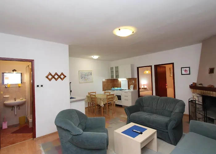 Nette In Mit Offenem Kamin By Interhome Appartement