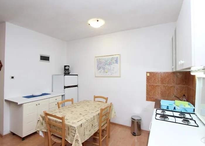 Nette In Mit Offenem Kamin By Interhome Appartement