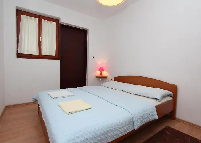 Nette In Mit Offenem Kamin By Interhome Appartement *
